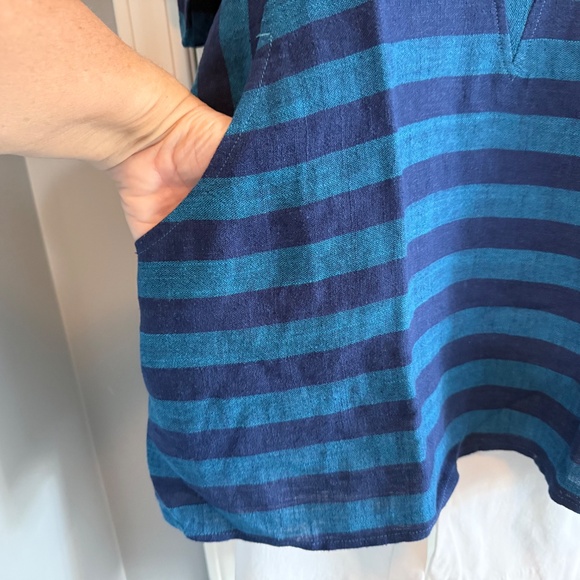 Details: BUY 2 ITEMS & GET 1 FREE: Soft Surroundings Cold Shoulder Top Sz L - Picture 4 of 6